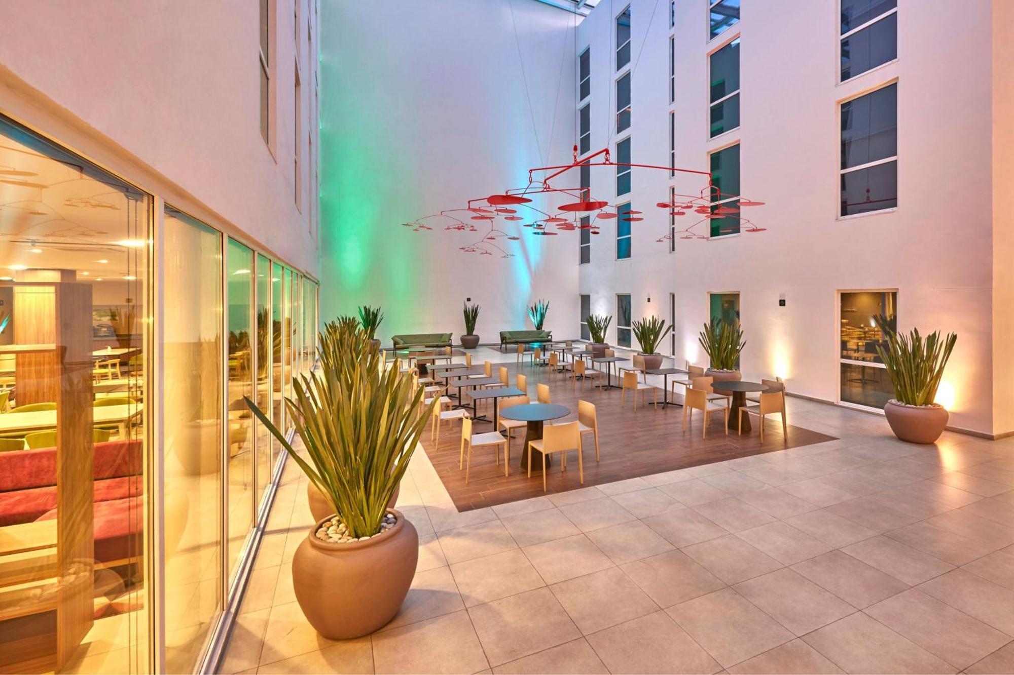 City Express Plus By Marriott Ciudad De Mexico Insurgentes Sur Exterior foto