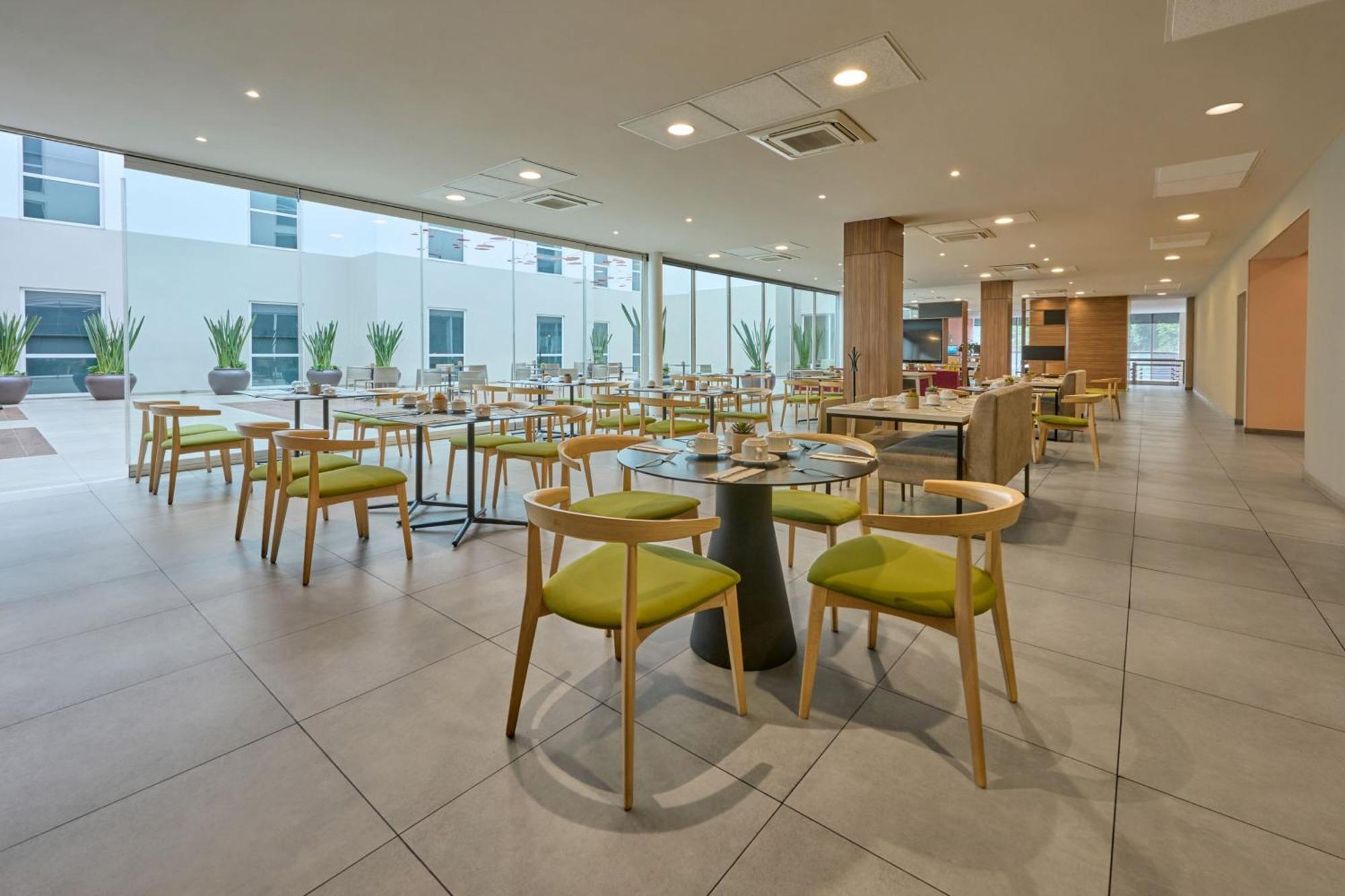 City Express Plus By Marriott Ciudad De Mexico Insurgentes Sur Exterior foto